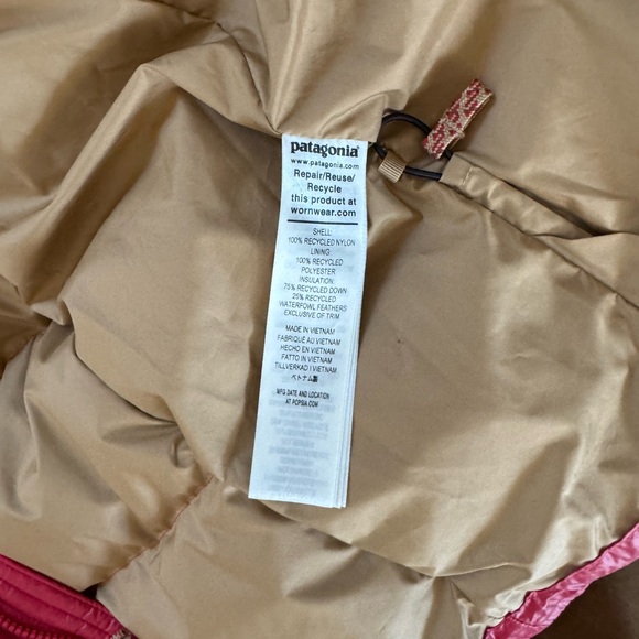Boys Patagonia down hooded jacket - Picture 4 of 4
